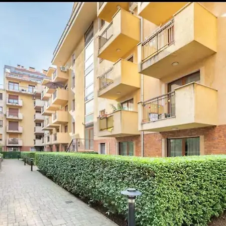 Aurora * Budapest